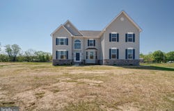 1153 CHARLESTON Circle, DOVER, DE 19904