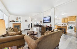 861 Liberty Ln, Emmett, ID 83617