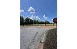 647 Sweatman Rd, Duck Hill, MS 38925