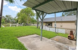 9 INDIAN LAKE DR., INDIAN LAKE, TX 78566