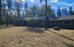 234 Coventry Ln, Yreka, CA 96097