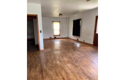 403 Loomis Ave, Corning, IA 50841