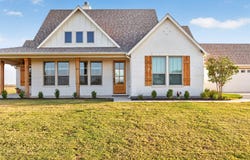 10828 Gregory Road, Sanger, TX 76266