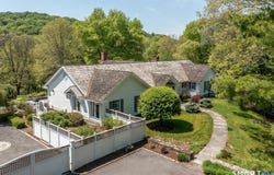 47 Squire Road, Roxbury, CT 06783