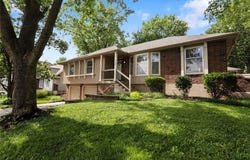 11706 E 62nd Terrace, Kansas City, MO 64133