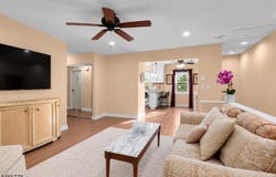 49 Knox Ter, Wayne Twp., NJ 07470-7952