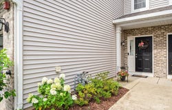 1811 Candlelight Circle, Montgomery, IL 60538
