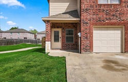 900 Parkplace Ridge, Princeton, TX 75407