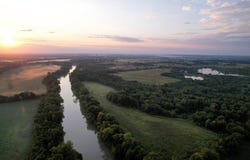 10600 170th Rd, Chanute, KS 66720