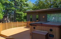 621 Taylor Avenue, Scranton, PA 18510