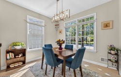32 Benjamin St, Franklin Twp., NJ 08873-7260