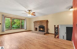 1171 W Olson Road, Midland, MI 48640