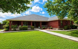 104 S Broadview, Del Rio, TX 78840