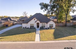 110 Rose Row, Winona, TX 75792