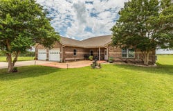 734 E FM 485, Cameron, TX 76520