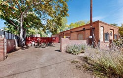 2215 Hooper Road SW, Albuquerque, NM 87105