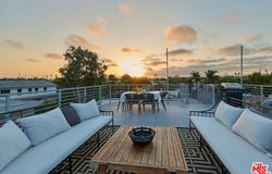 1076 Palms Blvd, Venice, CA 90291
