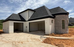 206 Poplar Lane, Holly Springs, MS 38635