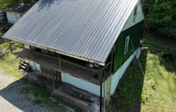 8261 Glendale Rd, Cairo, WV 26337