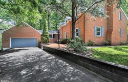 13 NASSAU Circle, READING, PA 19607