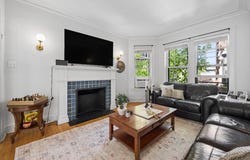 632 Sheridan Square, Evanston, IL 60202