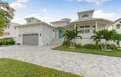 1794 Holiday Ln, NAPLES, FL 34104