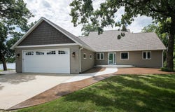 9077 82nd Avenue NE, Spicer, MN 56288