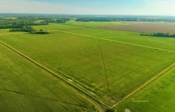 995-909 E 2000 Ave, Vandalia, IL 62471