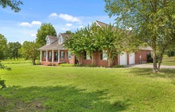 1905 Co Rd 118, Florence, AL 35633