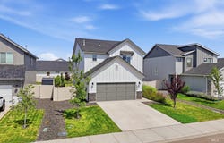 10630 W Garganey Dr, Star, ID 83669