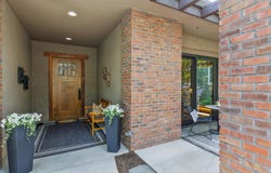 2563 NW Crossing Drive, Bend, OR 97703