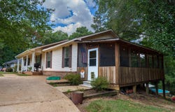 573 HIGHLAND Rd, Winfield, AL 35594