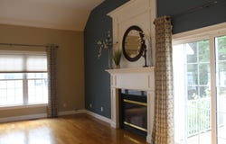 51 Lawrence Dr, Franklin, MA 02038