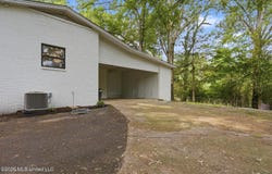 10917 Highway 27, Utica, MS 39175