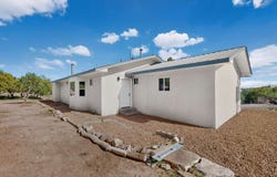 3 Morper Road, Edgewood, NM 87015