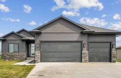 804 Windam Drive, Solon, IA 52333