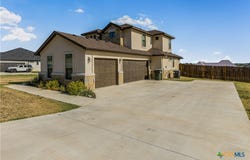 1018 Saddle Bluff Drive, Salado, TX 76571