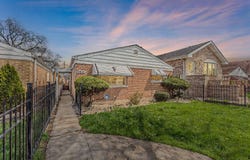 4541 S Laporte Avenue, Chicago, IL 60638