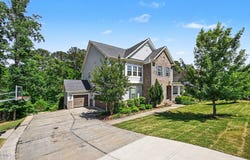 724 Peninsula Forest Place, Cary, NC 27519