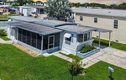 116 W SAINT JOHNS Way, APOLLO BEACH, FL 33572