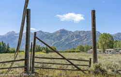 7555 N ROBERTA Drive, Jackson, WY 83001