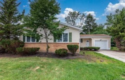 16 Newgate Road, Amherst, NY 14226