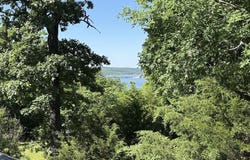 369 Crestview Drive, Ridgedale, MO 65739