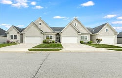 814 NE Algonquin Street, Lee's Summit, MO 64064
