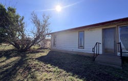 5401 Ranch View Dr, Amarillo, TX 79106