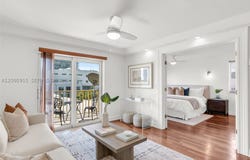 220 Washington Ave, Miami Beach, FL 33139
