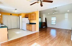 2105 W Gillis Ave, Cameron, TX 76520