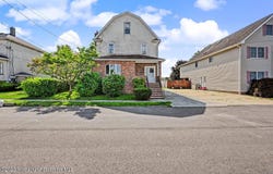323 Foote Street, Dunmore, PA 18512