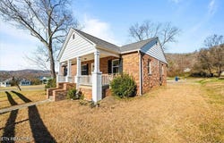 1171 5Th St, Jellico, TN 37762