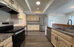 391 HARVARD Road, VENICE, FL 34293
